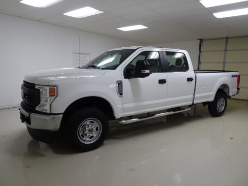 Used 2020 Ford F250 XL w/ Power Equipment Group image 3