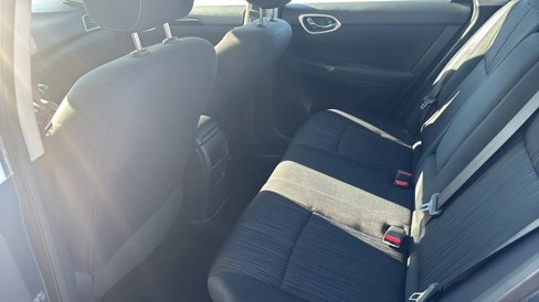 Used 2016 Nissan Sentra SV w/ Style Package image 27