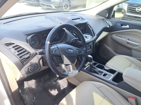 Used 2017 Ford Escape Titanium image 14