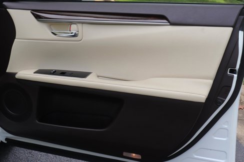 Used 2016 Lexus ES 350 image 17