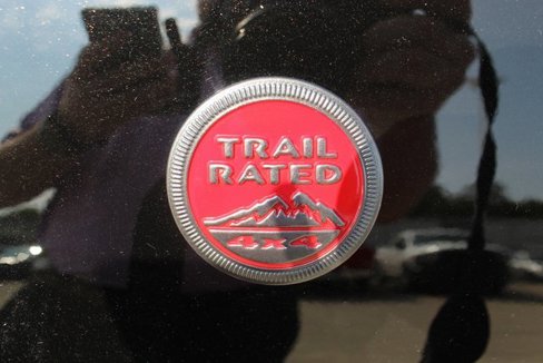 Used 2022 Jeep Compass Trailhawk w/ Trailhawk Elite Group image 9