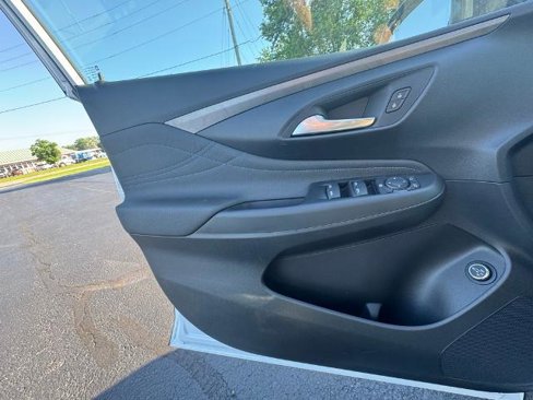 New 2025 Buick Envista Sport Touring w/ Convenience I Package image 17