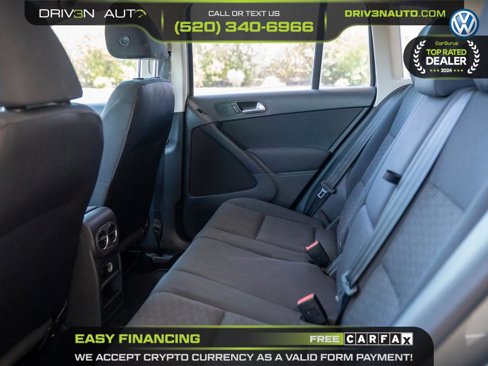 Used 2014 Volkswagen Tiguan S image 17