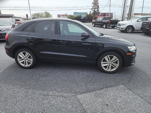 Used 2017 Audi Q3 2.0T Premium w/ Convenience Package image 5