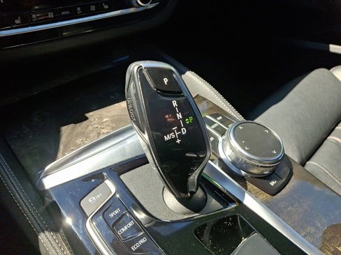 Used 2019 BMW 640i Gran Turismo xDrive image 16