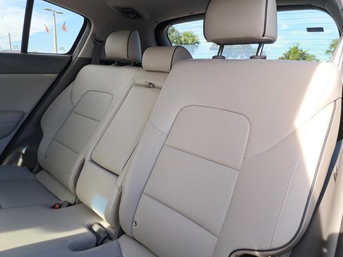Used 2019 Kia Sportage SX image 10