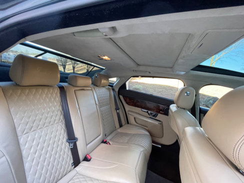Used 2016 Jaguar XJ L Portfolio image 38