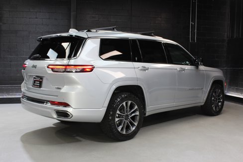 Used 2021 Jeep Grand Cherokee L Overland w/ Advanced Protech Group III image 12