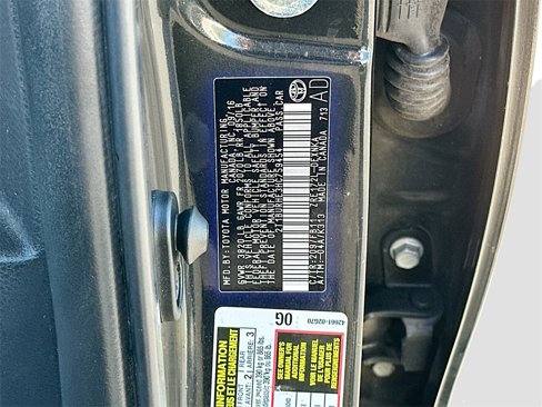 Used 2017 Toyota Corolla SE image 22