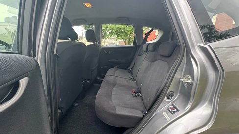 Used 2010 Honda Fit Sport image 18