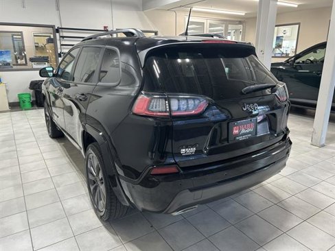 Used 2019 Jeep Cherokee High Altitude image 2