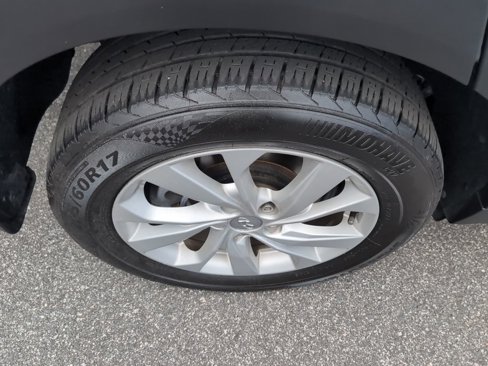 Used 2020 Hyundai Tucson SE w/ Cargo Package image 9