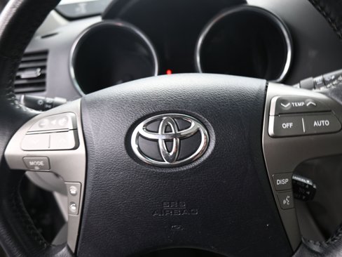 Used 2010 Toyota Highlander Limited image 17