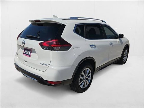 Used 2020 Nissan Rogue SV image 6