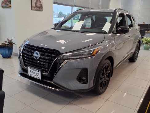 Used 2024 Nissan Kicks SR image 6