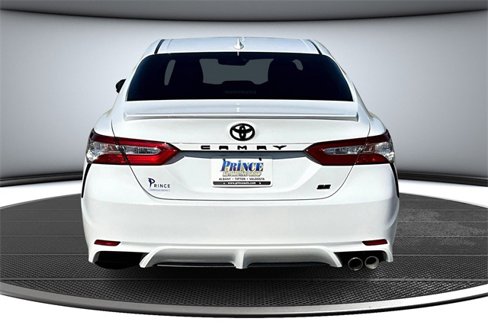 Used 2020 Toyota Camry SE image 5