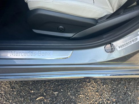 Used 2016 Mercedes-Benz C 300 Sedan image 30