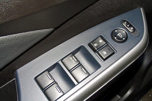 Used 2015 Honda CR-V Touring image 16