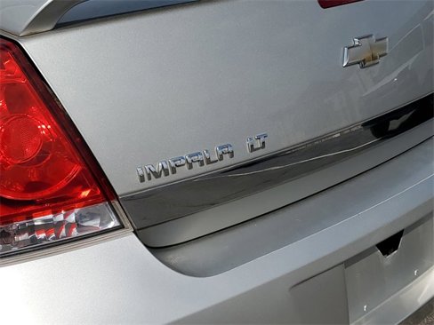 Used 2008 Chevrolet Impala LT image 28
