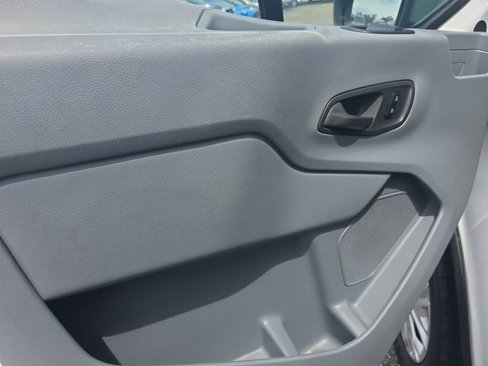 Certified 2019 Ford Transit 250 130 Low Roof w/ Exterior Upgrade Package image 13