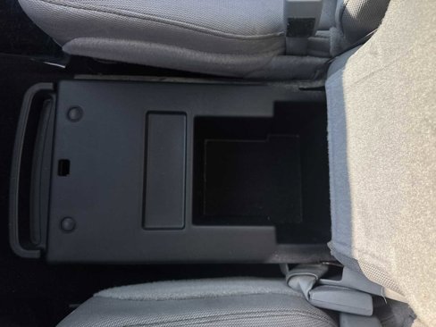 Used 2012 Ford F150 XLT w/ XLT Chrome Pkg image 32