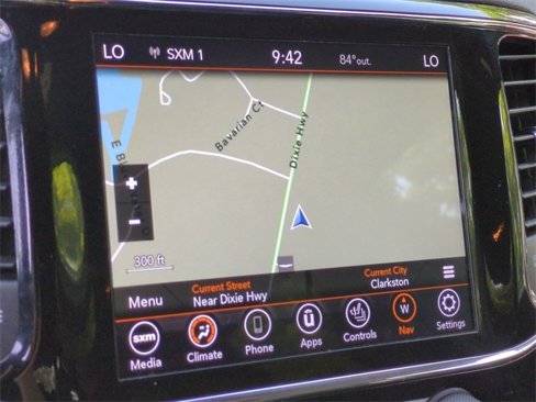 Used 2020 Jeep Grand Cherokee Altitude image 18