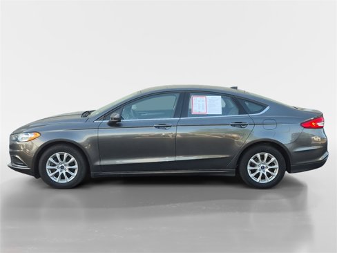 Used 2017 Ford Fusion S image 7