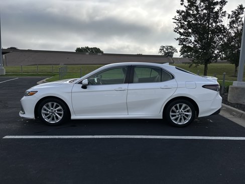 Certified 2022 Toyota Camry LE image 7