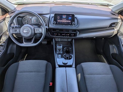 Used 2023 Nissan Rogue SV image 15
