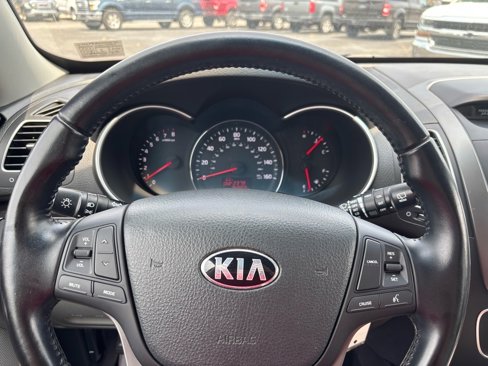 Used 2015 Kia Sorento LX image 22