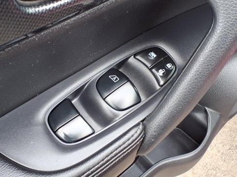 Used 2014 Nissan Rogue SL w/ SL Premium Package image 13