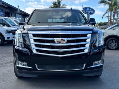 Used 2015 Cadillac Escalade Premium image 5