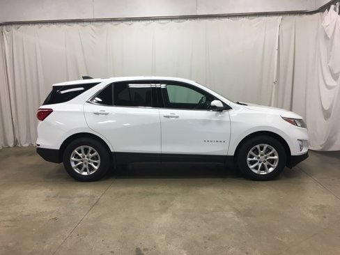 Used 2019 Chevrolet Equinox LT image 2