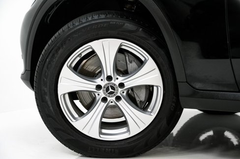 Used 2018 Mercedes-Benz GLC 300 4MATIC image 27