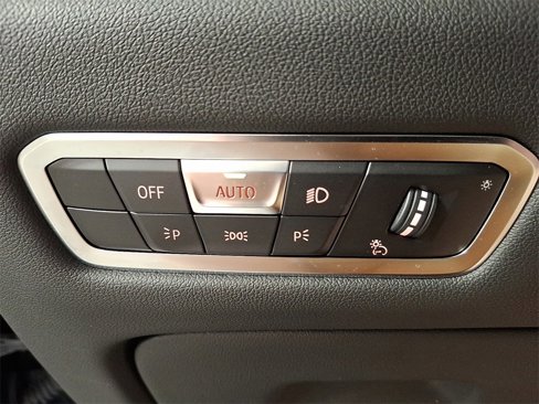 Certified 2022 BMW X5 xDrive40i w/ Premium Package image 27