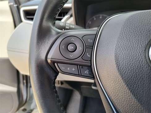 Used 2023 Toyota Corolla Cross LE image 25