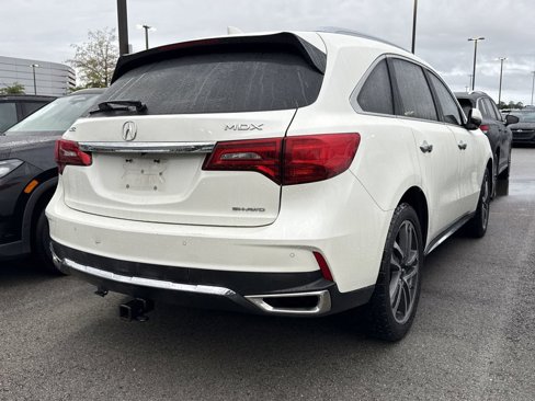 Used 2017 Acura MDX SH-AWD w/ Advance Package image 3