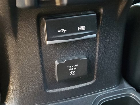Used 2020 Jeep Wrangler Unlimited Sahara image 20