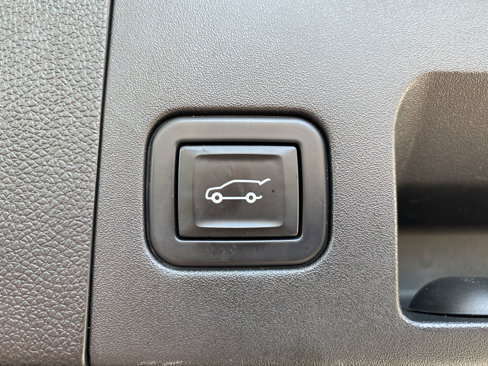 Used 2021 Cadillac XT4 Sport image 28