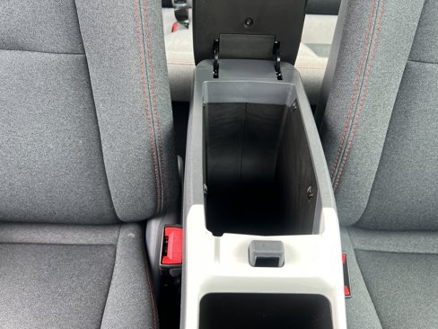 Used 2018 Chevrolet Bolt LT image 24