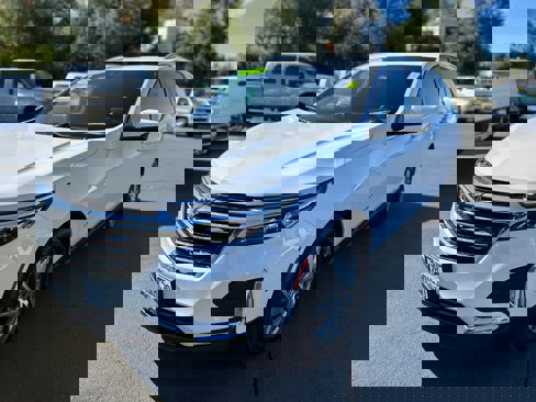 Used 2023 Chevrolet Equinox Premier image 24