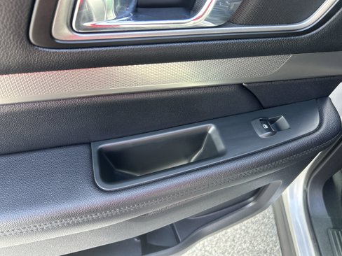Used 2019 Ford Explorer XLT w/ Equipment Group 202A image 36