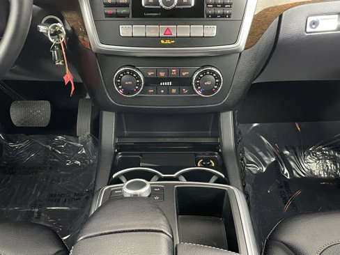 Used 2014 Mercedes-Benz ML 350 2WD image 18