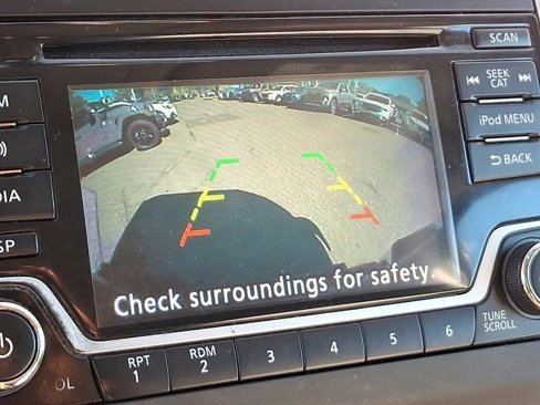 Used 2018 Nissan Frontier SV image 19