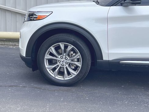 Used 2022 Ford Explorer Limited w/ Equipment Group 301A image 19