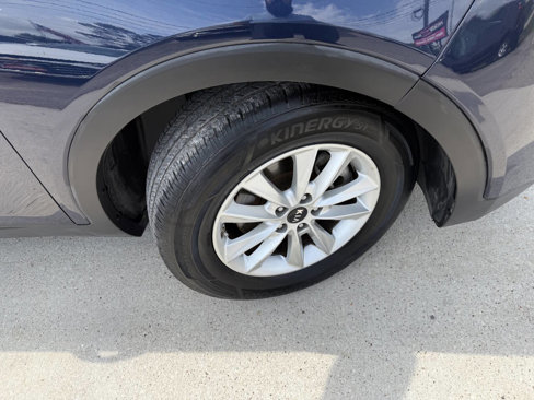 Used 2019 Kia Sorento FWD V6 image 15
