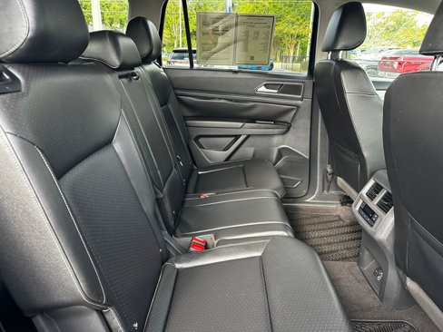 Used 2018 Volkswagen Atlas SE image 35