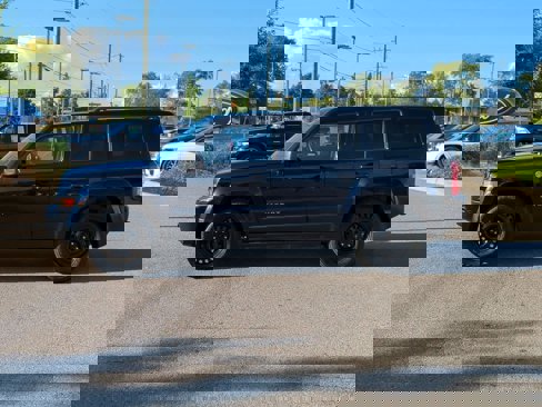 Used 2014 Jeep Patriot Latitude image 5
