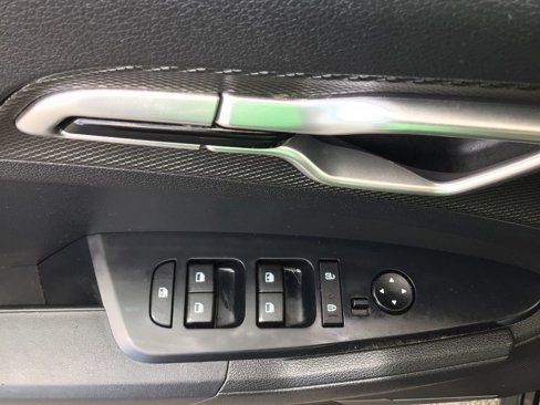 Used 2023 Kia Sportage LX image 5