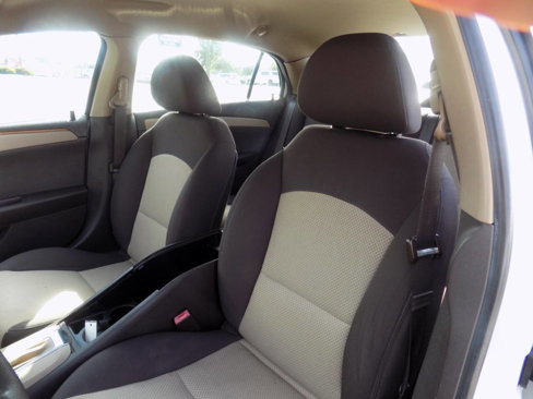 Used 2012 Chevrolet Malibu LT image 12